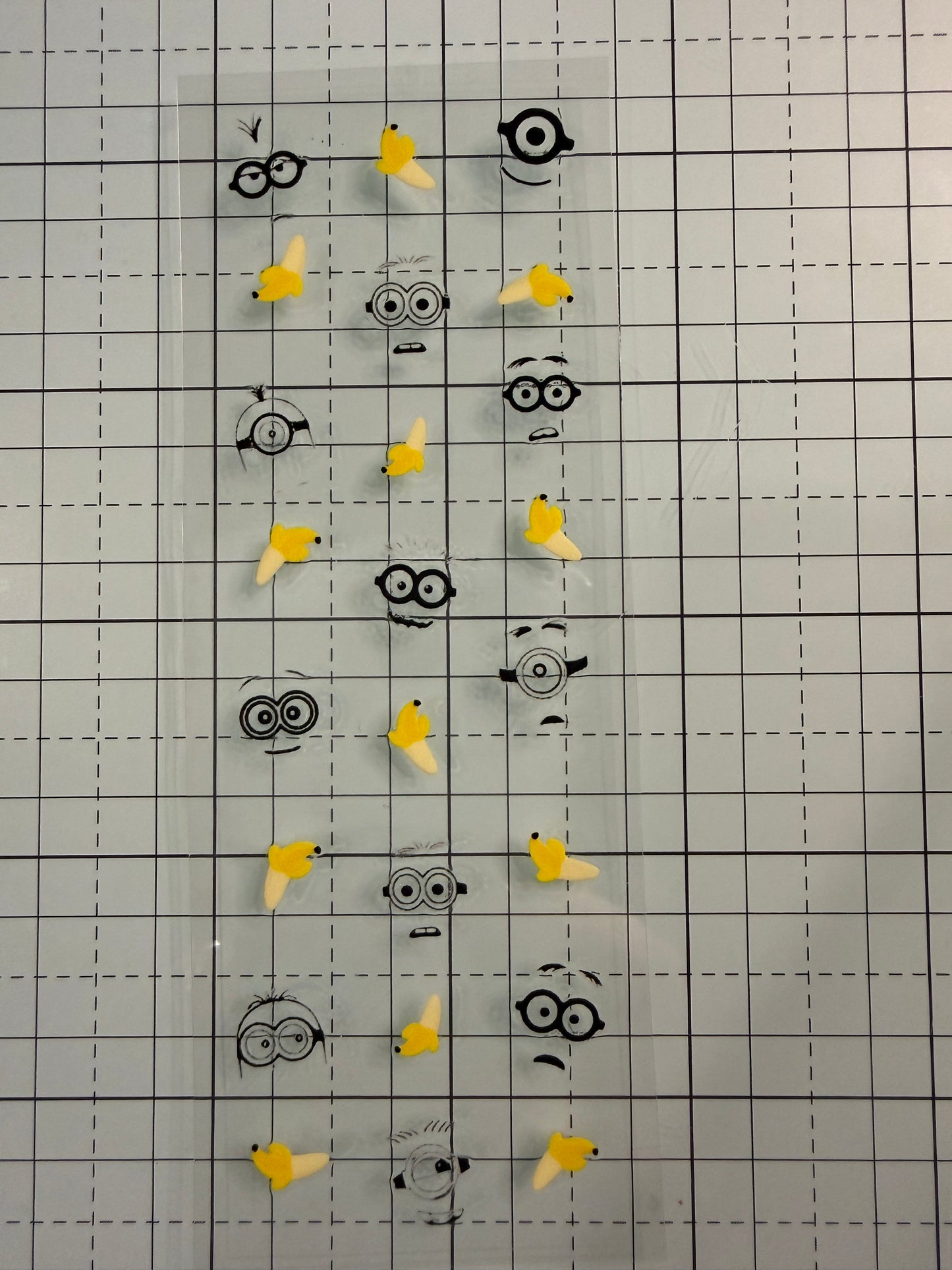 696