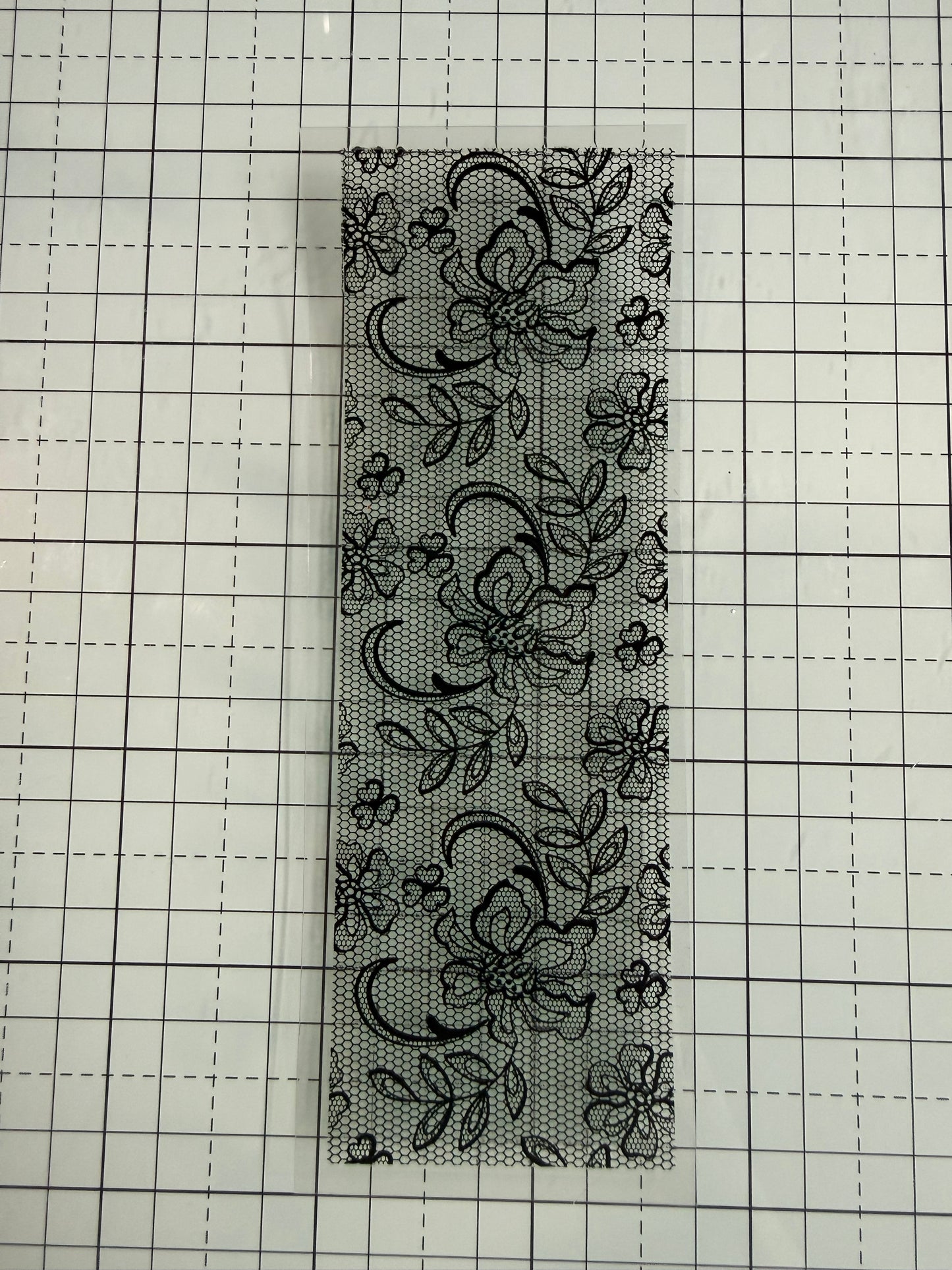 563