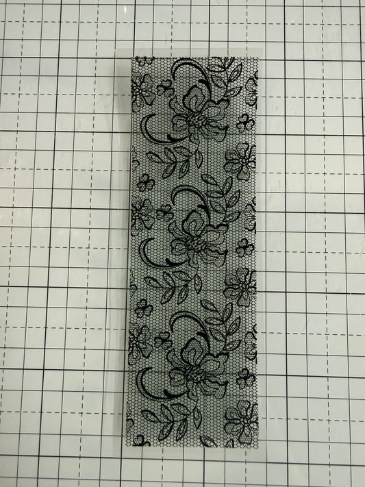 563