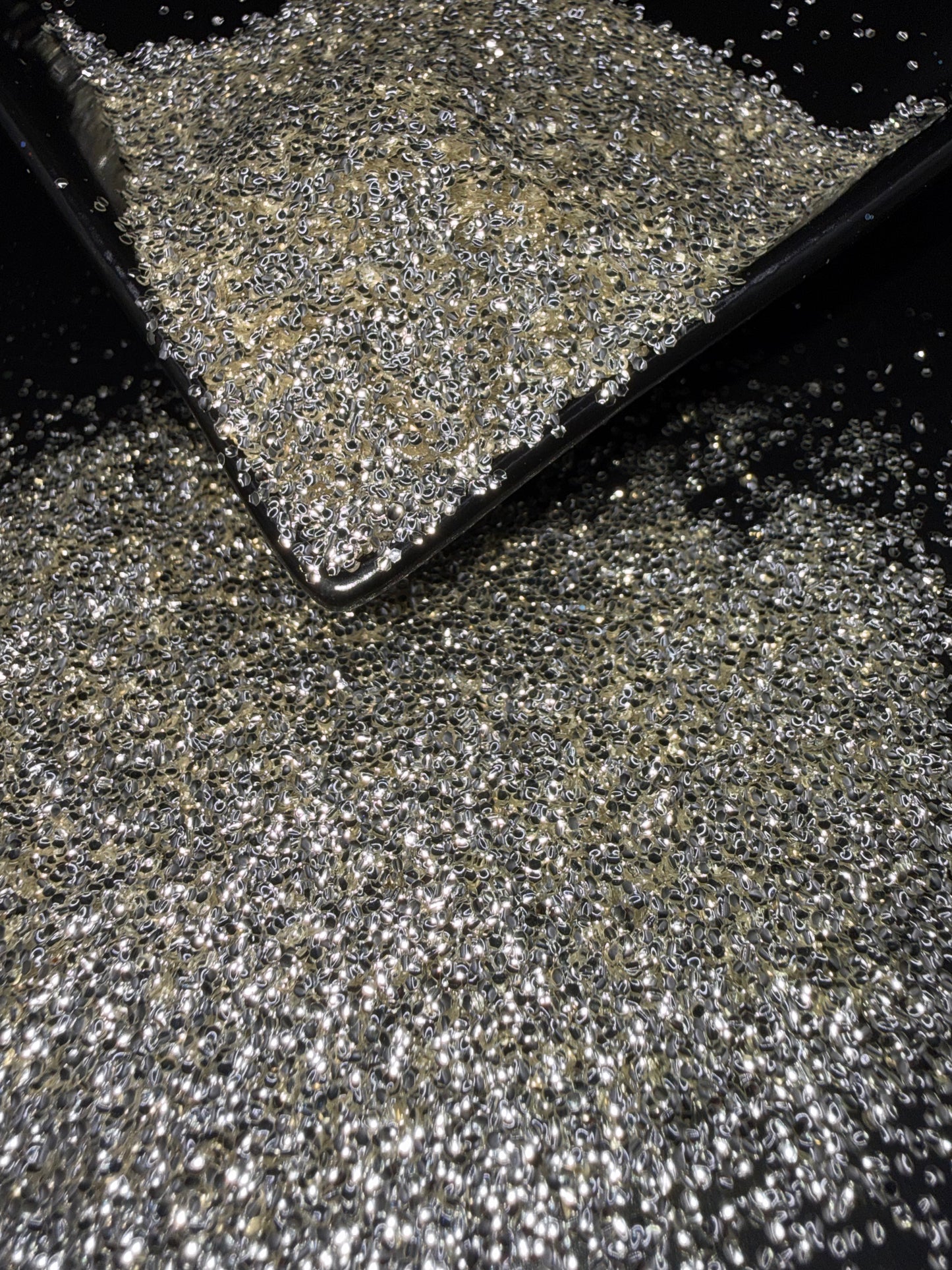 Cashmere Kisses - Medium Bubble Glitter  - 2oz bag